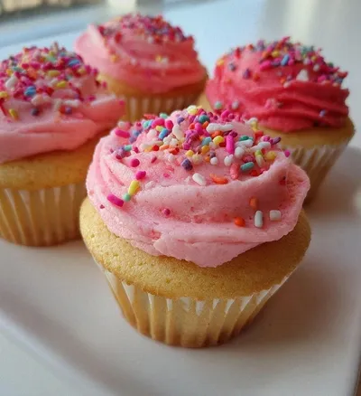 Cute Valentines Cupcakes: 7 Sweet Ways to Spread Love
