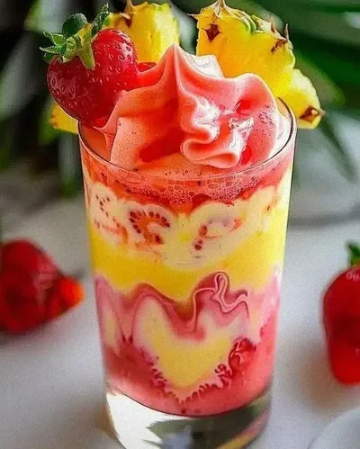 Strawberry Piña Colada Smoothie Recipe – Refreshing & Easy